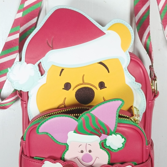 Loungefly Santa Winnie The Pooh & Piglet Christmas Crossbody Bag Coin Purse - Picture 3 of 12